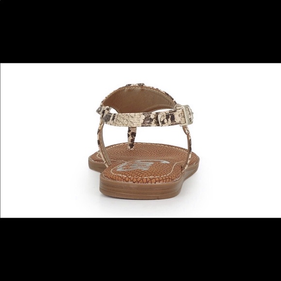 Sandal - Picture 3 of 9